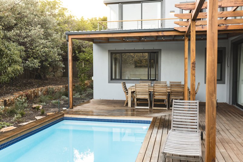 alberca en patio trasero